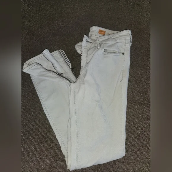 ANTHROPOLOGIE PILCRO CORDUROY JEANS - Picture 1 of 7